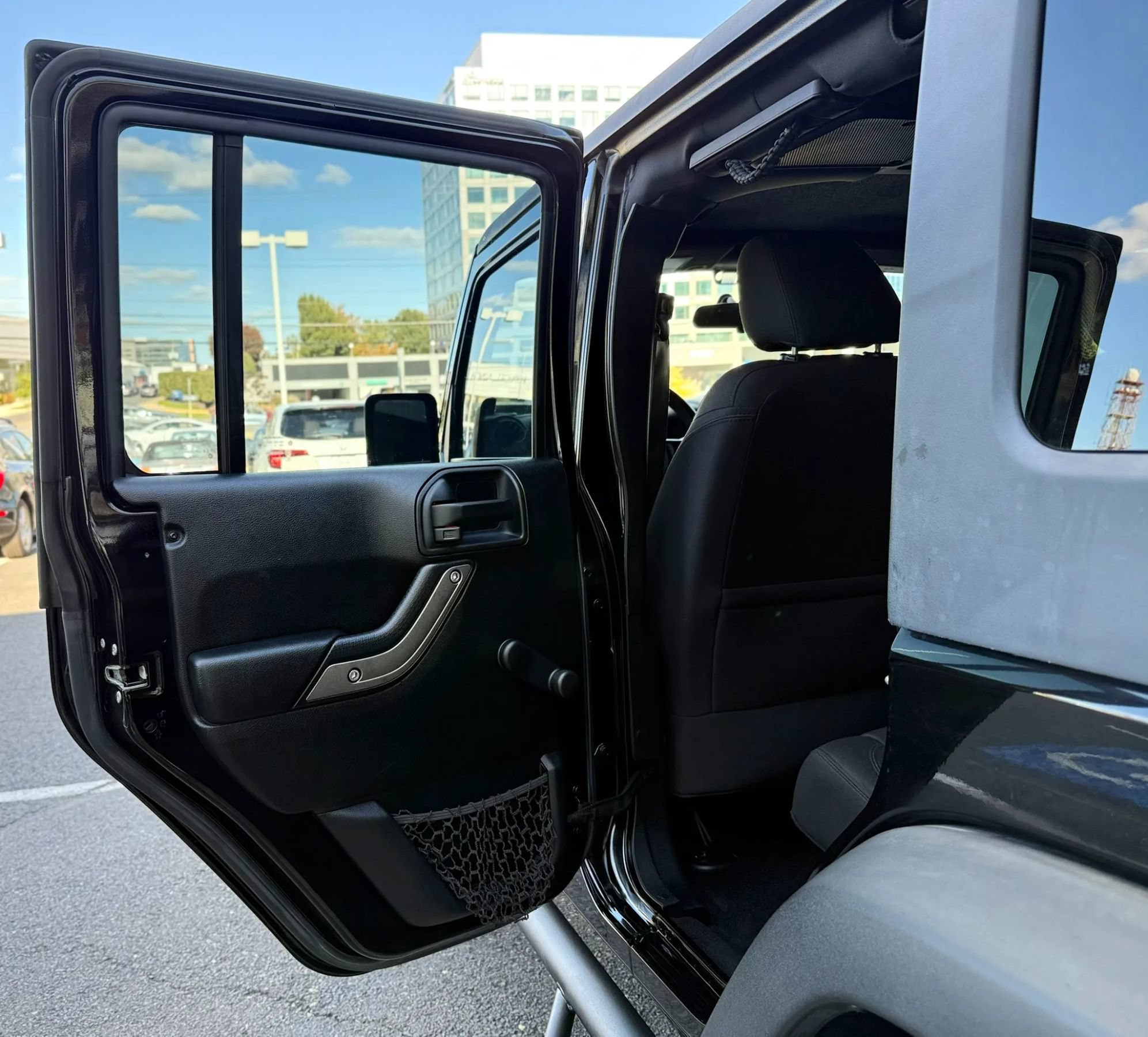 Used 2016 Jeep Wrangler Unlimited Sport AWD/4WD image 20
