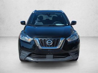 Used 2020 Nissan Kicks SV video 2