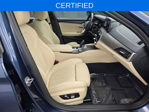 Certified 2023 BMW 530i w/ Premium Package RWD image 30