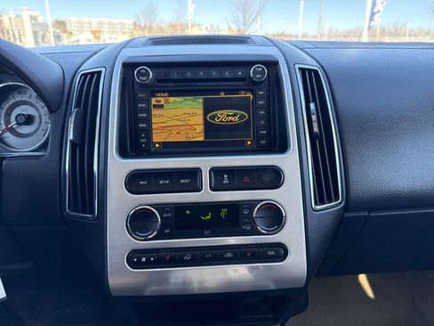 Used 2010 Ford Edge Limited image 25