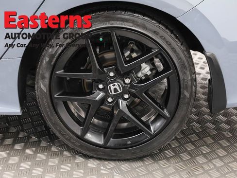 Used 2024 Honda Civic Sport image 32