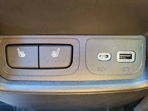 Certified 2023 Cadillac XT4 Sport AWD/4WD image 16