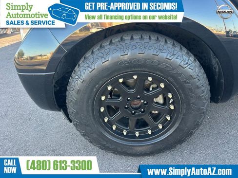 Used 2011 Nissan Frontier S image 24