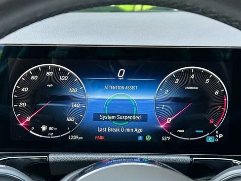 Used 2025 Mercedes-Benz GLA 250 image 31