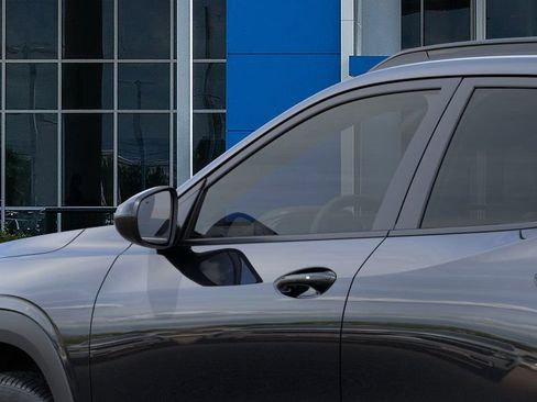 New 2026 Chevrolet Trax LT w/ Sunroof Package FWD image 12