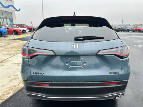 New 2026 Honda HR-V Sport image 7
