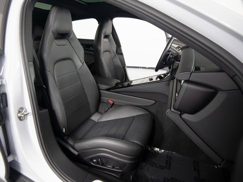 Certified 2025 Porsche Panamera 4 image 22