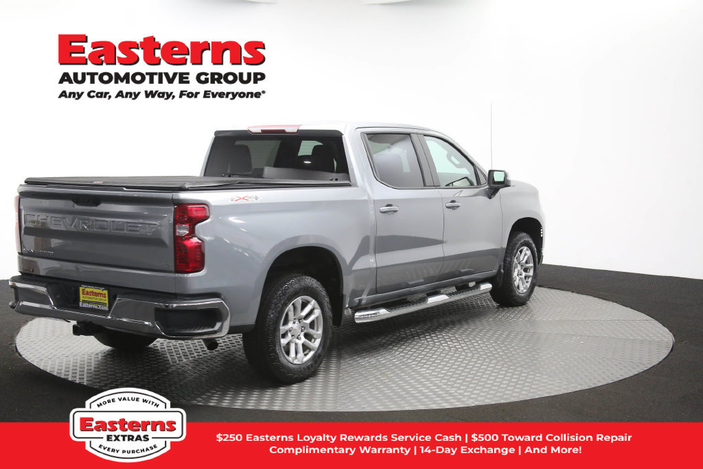 Used 2024 Chevrolet Silverado 1500 LT AWD/4WD image 45