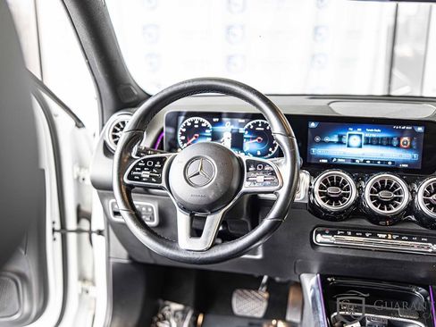 Used 2022 Mercedes-Benz GLB 250 4MATIC w/ Premium Package Lite image 38