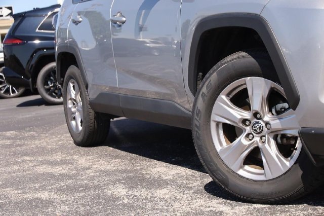 Used 2025 Toyota RAV4 XLE w/ Weather Package AWD/4WD image 3