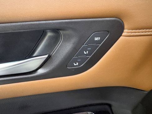 Used 2024 Nissan Pathfinder Platinum w/ Cargo Package image 29