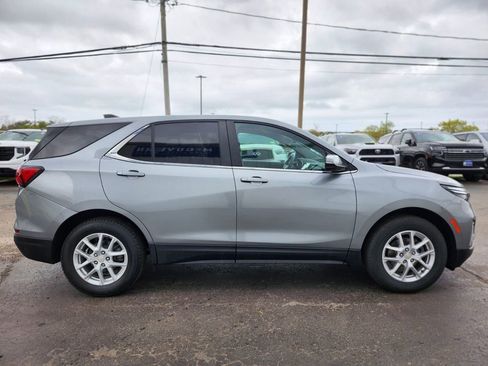 Used 2024 Chevrolet Equinox LT AWD/4WD image 6