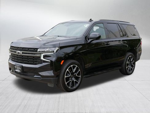 Used 2021 Chevrolet Tahoe RST image 3
