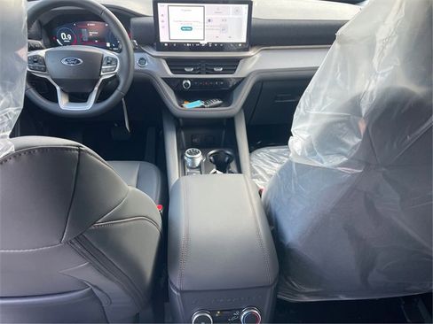 New 2026 Ford Explorer Active w/ Active Comfort Package image 19