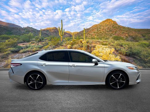Used 2020 Toyota Camry XSE w/ Carpet Mat Package FWD image 3