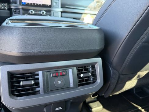 New 2026 Ford F250 Lariat w/ Black Appearance Package AWD/4WD image 18