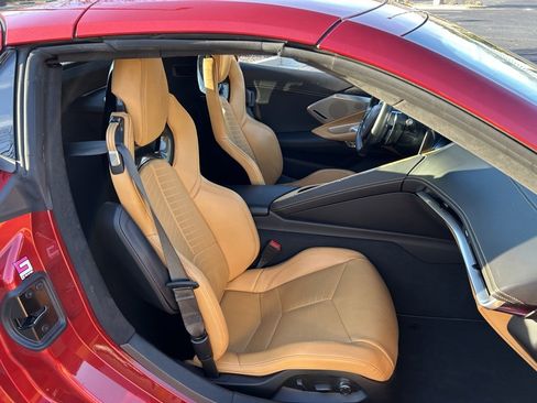 Used 2021 Chevrolet Corvette Stingray Premium Conv w/ Z51 Performance Package image 48