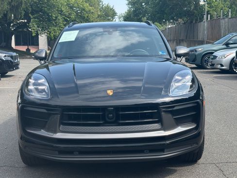 Used 2024 Porsche Macan AWD/4WD image 6