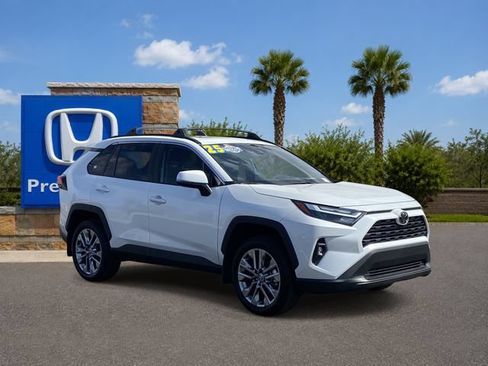 Used 2025 Toyota RAV4 XLE Premium w/ Weather Package FWD image 7