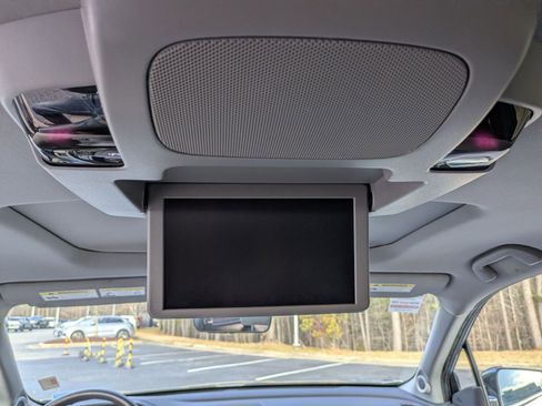 Used 2020 Honda Pilot Touring image 25