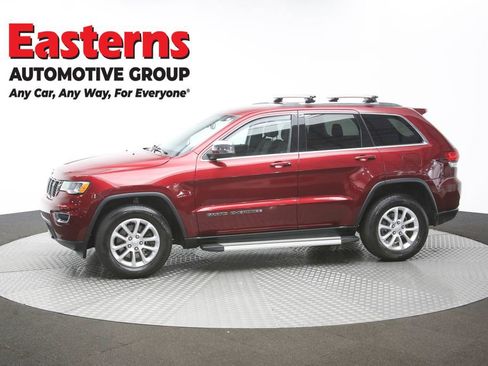 Used 2021 Jeep Grand Cherokee Laredo w/ Security & Convenience Group AWD/4WD image 58