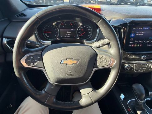 Used 2023 Chevrolet Traverse LT AWD/4WD image 11