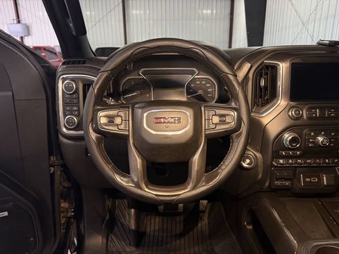 Used 2020 GMC Sierra 2500 AT4 w/ AT4 Premium Package AWD/4WD image 22