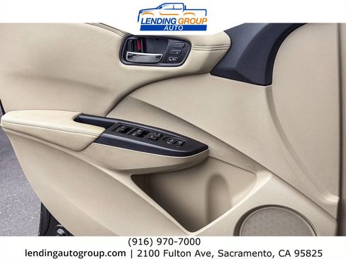 Used 2017 Acura RDX AWD w/ Advance Package image 19