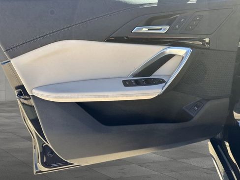 Used 2024 BMW X1 xDrive28i w/ Technology Package image 10