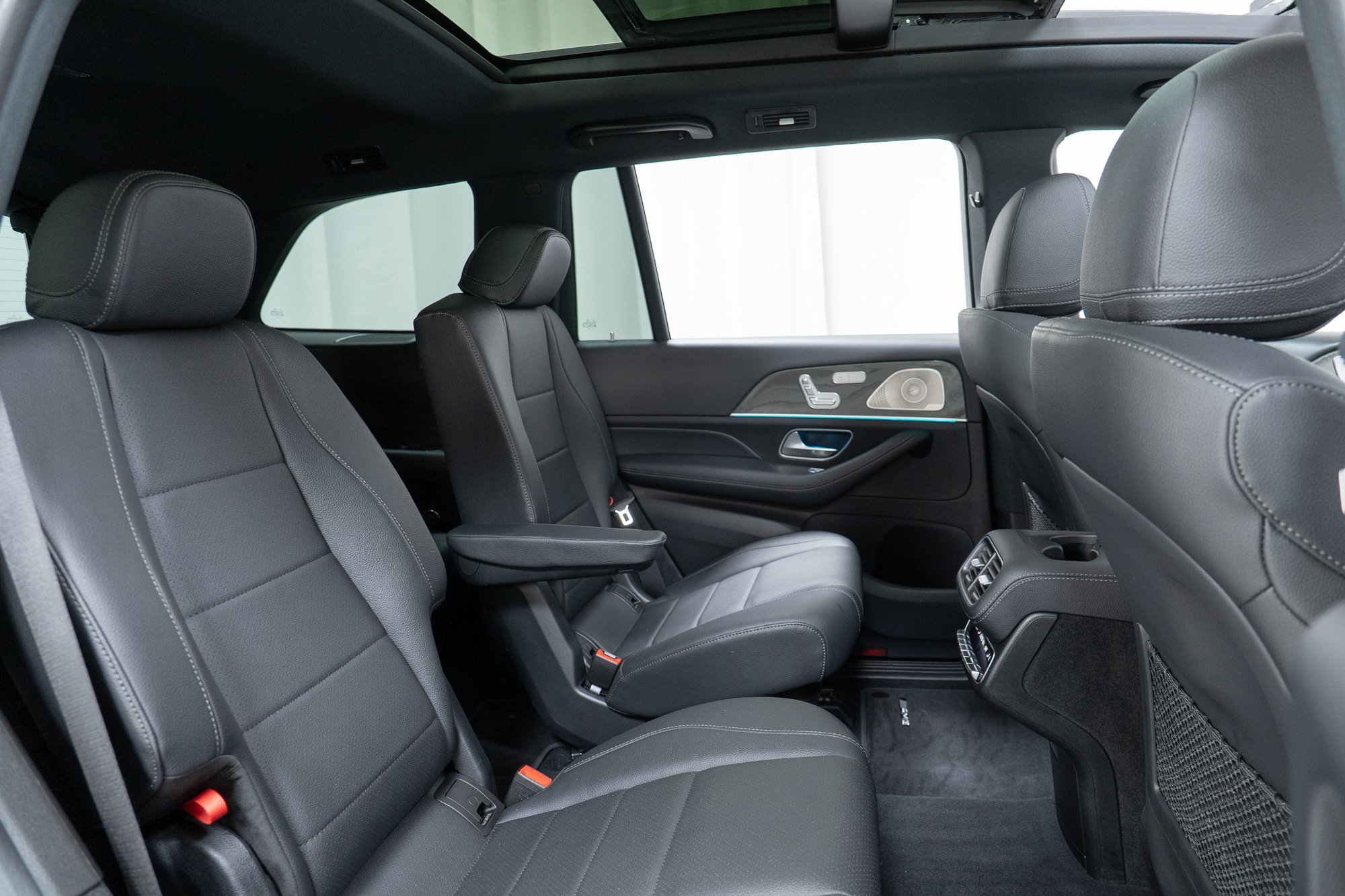 Certified 2022 Mercedes-Benz GLS 450 4MATIC w/ AMG Line Exterior image 24