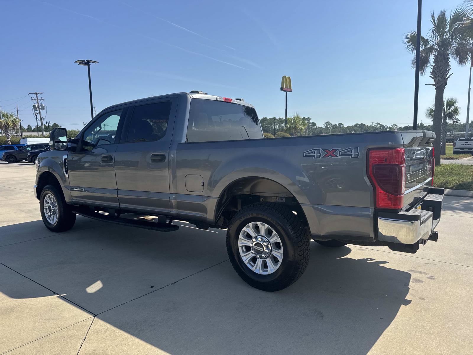 Used 2022 Ford F250 XLT AWD/4WD image 5