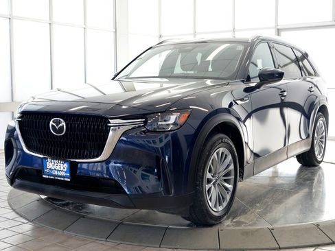 Certified 2024 MAZDA CX-90 Plug-In Hybrid w/ Preferred image 4