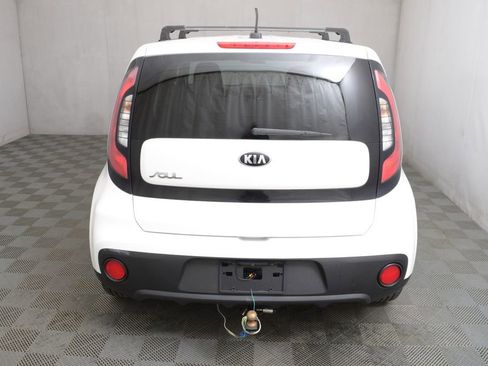 Used 2017 Kia Soul image 6