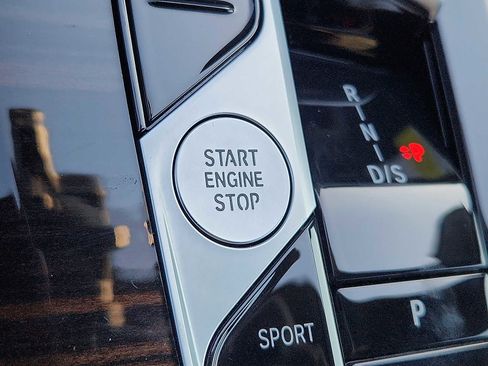 Used 2026 BMW X5 xDrive40i w/ Climate Comfort Package image 23