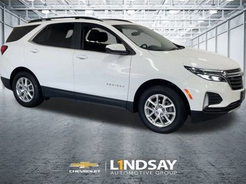 Used 2022 Chevrolet Equinox LT image 3