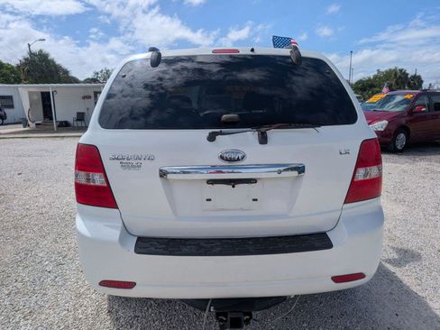 Used 2008 Kia Sorento LX image 6