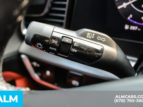 Used 2025 Kia Sportage SX AWD/4WD image 30