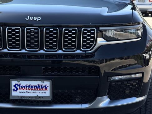 Used 2021 Jeep Grand Cherokee L Summit AWD/4WD image 8