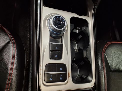 Used 2022 Ford Explorer ST-Line image 18