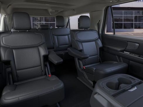 New 2026 Ford Expedition Max Platinum w/ Driver's Package AWD/4WD image 15