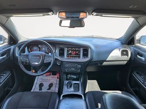 Used 2022 Dodge Charger R/T w/ Plus Group RWD image 10