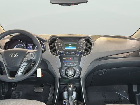Used 2016 Hyundai Santa Fe SE AWD/4WD image 15