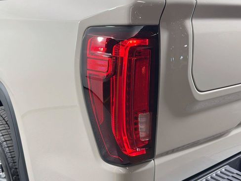 Used 2026 GMC Sierra 1500 Denali Ultimate AWD/4WD image 16