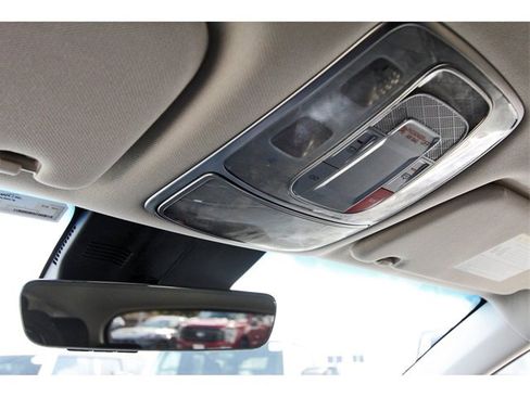 Used 2022 Genesis GV70 2.5T image 22