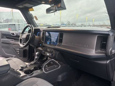 Used 2023 Ford Bronco Outer Banks image 25