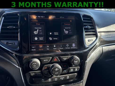 Used 2019 Jeep Grand Cherokee Limited image 20