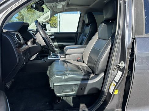 Used 2021 Toyota Tundra Limited w/ Limited Premium Package image 10