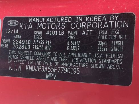 Used 2015 Kia Soul + FWD image 6