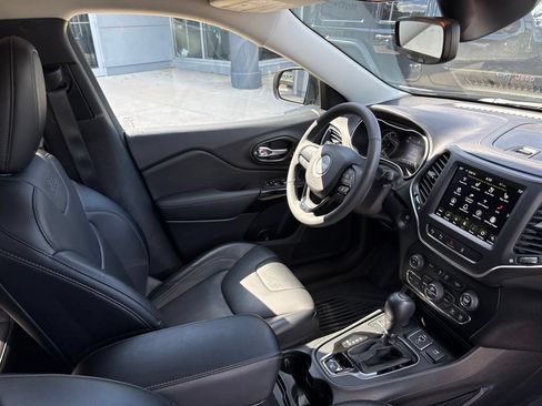Used 2023 Jeep Cherokee Altitude Lux w/ Lux Elite Package AWD/4WD image 51