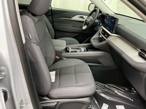 New 2026 Ford Explorer Active image 21